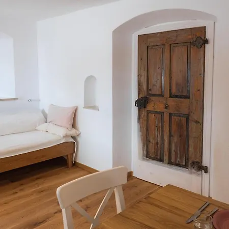 Historische Mit Gehobenem Ambiente