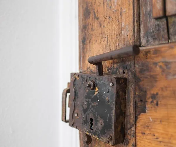 Historische Mit Gehobenem Ambiente Appartement *